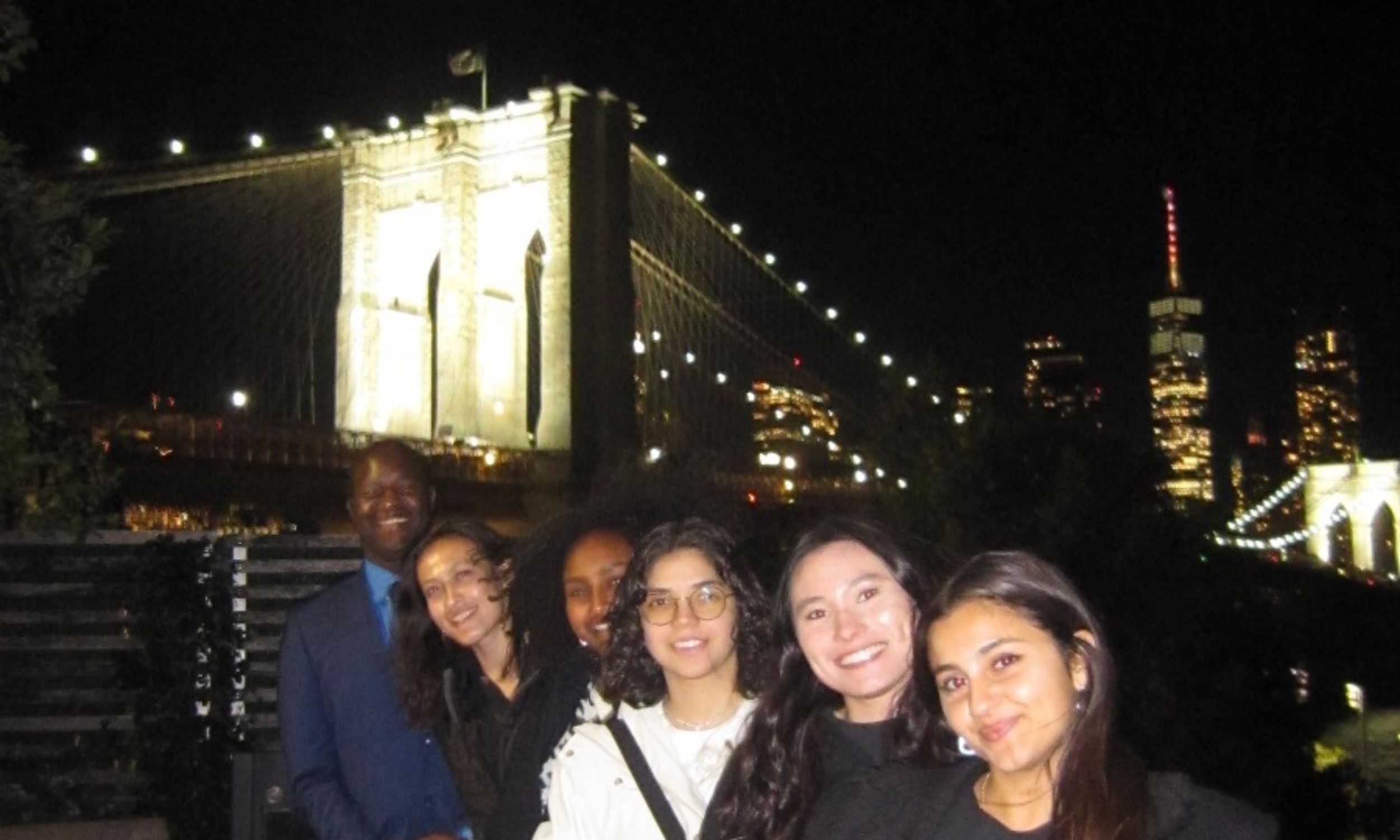 Student Group Pic 6 – Brooklyn Bridge